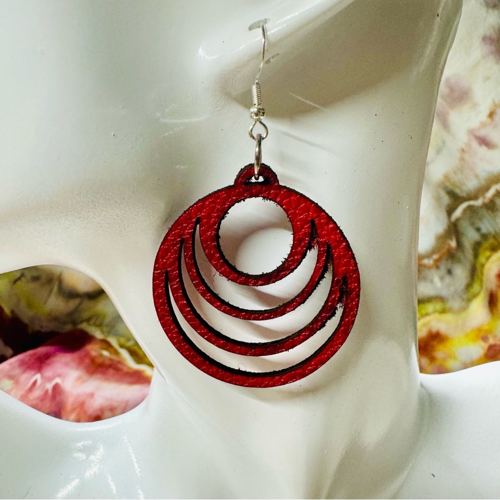 Red Leather Earrings circles medium -handmade jewelry - Picture 1 of 9